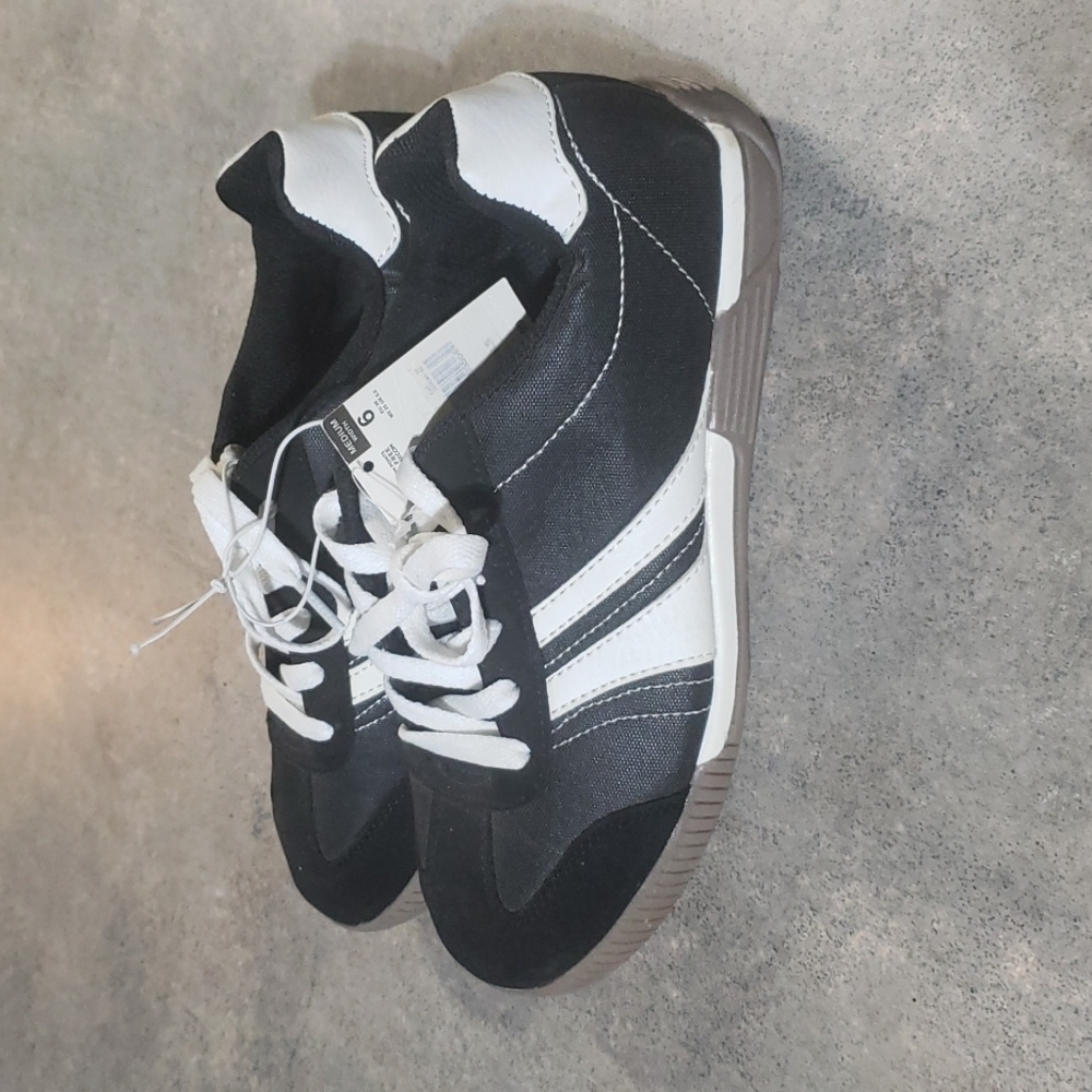 Basic Editions.  Size 6  Black, white and brown.